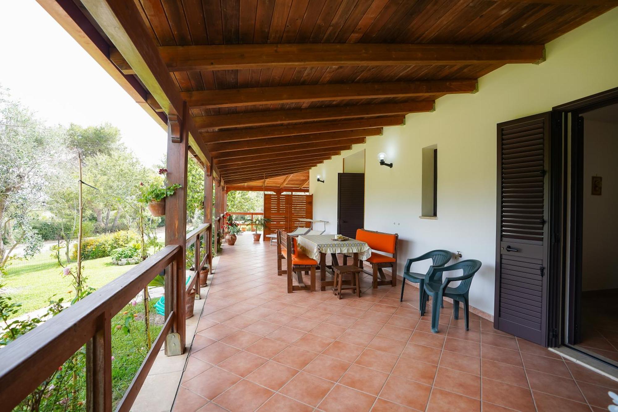 Casa Vacanza Russo Fernando Alimini Exterior foto